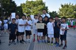 KIKKOミニバスケットボールクラブさん主催のサマーカップに参加しました。試合は参加５チームの総当り。２勝２敗で３チームが並び得失点差で準優勝。暑い中みんなで勝ち取った準優勝、本当におめでとう！負けた試合では相手の当たりの強いディフェンスに苦しみ、ミスが目立った試合だったけど、そういった相手にでも力をだしきれるように、チームみんなで練習頑張っていこうね！KIKKOミニバスケットボールクラブの皆様、帯同されたコーチ保護者の皆様、暑い中本当に有難うございました。